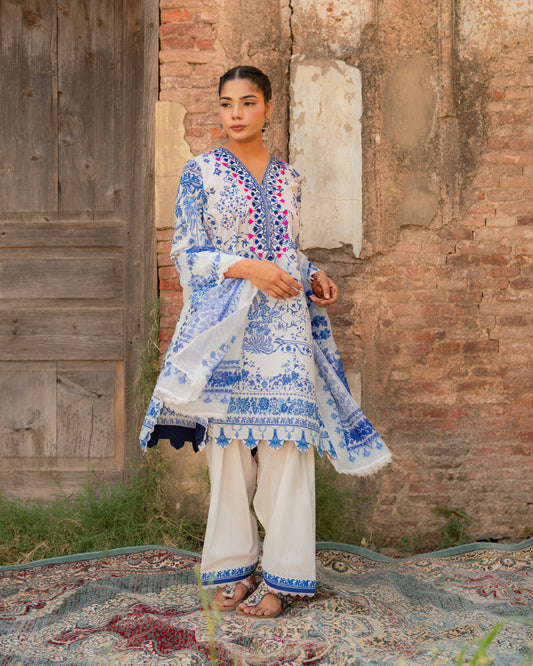 Ethereal Mul Cut Work Ensemble with Resham Embroidery & Tabby Chunni