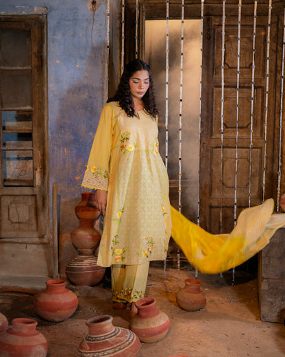 Linen fabric block print and embroidery suit or semi & loose pants.