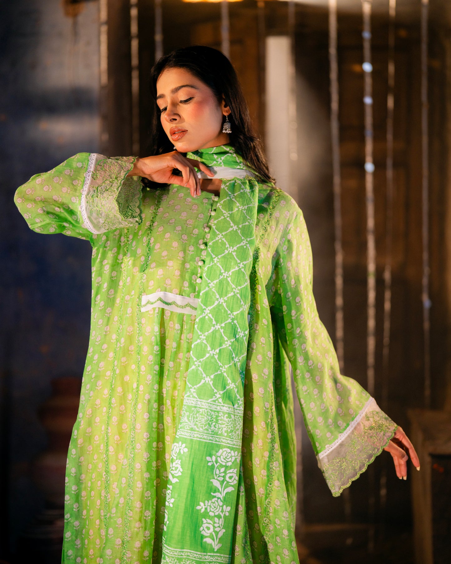 Mul Chanderi with embroidery on organza fabric.